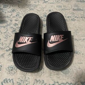 Nike slides